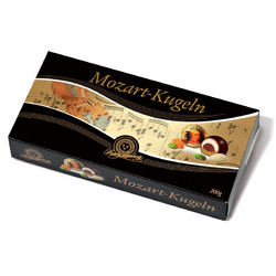Продуктови Категории Шоколади Henry Lambertz Mozart Шоколадови топки с пълнеж от шам фъстък 200 гр